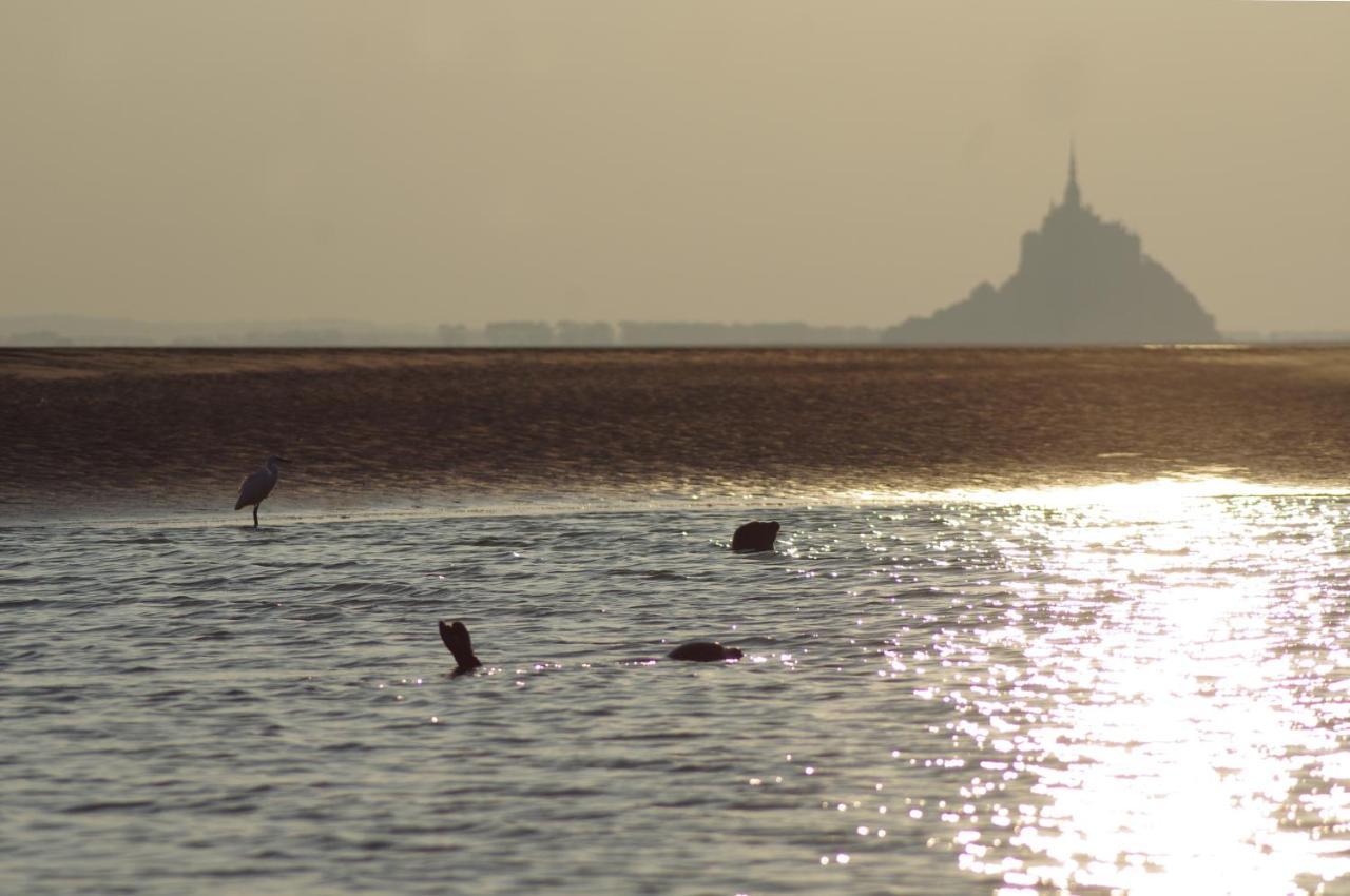 Charmante Maison De Pecheur En Baie Du Mont Saint Michel Genêts Eksteriør bilde
